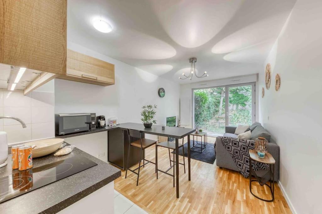 Appartement Moderne, Metro 7, Parking Et Jardin Villejuif Bagian luar foto