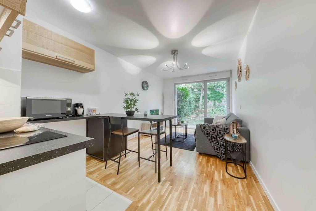 Appartement Moderne, Metro 7, Parking Et Jardin Villejuif Bagian luar foto